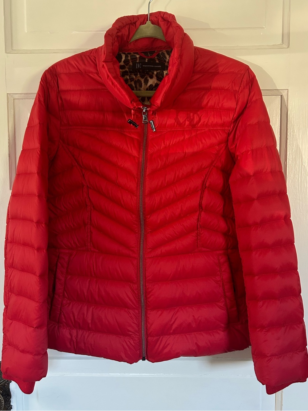INC International Concepts Red Quilted Packable 90% DOWN Jacket. Size Large